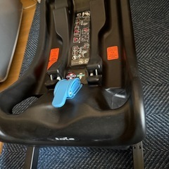 使用期間3ヶ月のみ　KATOJI ベビーカー& ISOFIX対応　チャイルドシート　
セットの画像