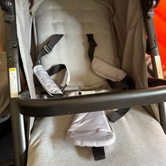 使用期間3ヶ月のみ　KATOJI ベビーカー& ISOFIX対応　チャイルドシート　
セットの画像