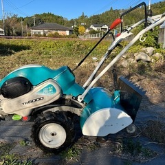 クボタ耕運機の画像