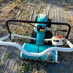 クボタ耕運機の画像