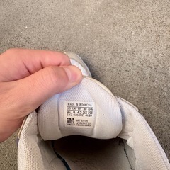 adidas FALCON ファルコン ダッドスニーカーの画像