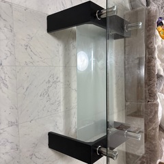 ガラステーブルの画像