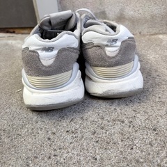 New Balance 57/40 (5740) グレーの画像