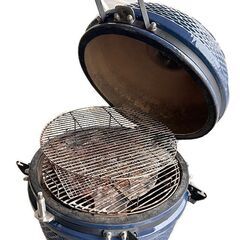 【札幌市内近郊限定自社配送のみ】LOUISIANA GRILLS セラミック製炭焼きグリル ブルー BBQコンロ 中古品 藻岩倉庫保管の画像