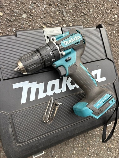 マキタ18v 充電式ドライバードリル 専用ケース付き