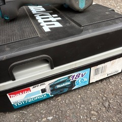 マキタ18v 充電式ドライバードリルの画像