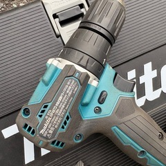 マキタ18v 充電式ドライバードリルの画像