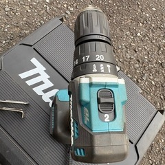 マキタ18v 充電式ドライバードリルの画像