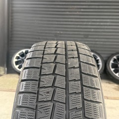 30アルファード用スタッドレス4本セットの画像