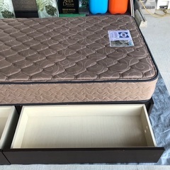 収納 LED照明 コンセント2口付き シングルベッドフレーム&シーリー高級マットレス②の画像