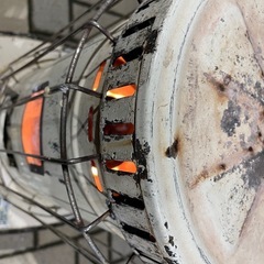 コロナ 石油ストーブ 自然通気形開放式石油ストーブ  中身満タン ライター点火 現場、作業場などにの画像