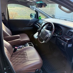 20アルファード　８人乗りの画像