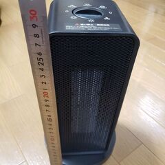 小型セラミックファンヒーター！の画像