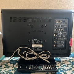 SHARP　液晶カラーテレビ LC-19K5　の画像