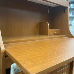 【★店舗引き取り限定】 収納 机 デスク 勉強用 木製 家具 鍵付きの画像