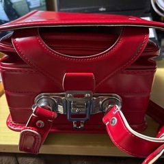 赤のランドセル
の画像