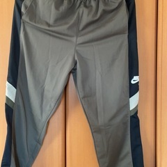 NIKEジュニアスポーツウェアの画像