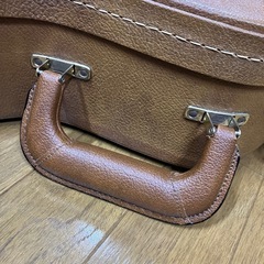 ギブソン純正ブラウンハードケース（セミアコ用？）の画像