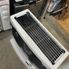 アース万代店　分解掃除済み　トヨトミ 半密閉式石油ストーブ HR-G650K 2020年製 木造17畳 /コンクリート27畳 煙突式ストーブの画像