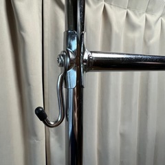 中古 ディノス プロ仕様 頑丈ハンガーラック　シングルタイプ　の画像