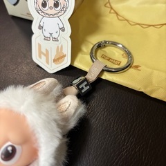 ポップマート イニシャルラブブ　Hの画像