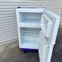 小型冷蔵庫　Tの画像
