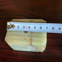 グリーンオニキスの台座の画像