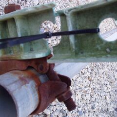 単管パイプバリケード・3メートル・錆、傷あり・劣化ありの画像