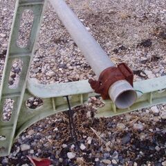 単管パイプバリケード・3メートル・錆、傷あり・劣化ありの画像