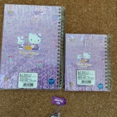 ラベンダーキティ４点の画像