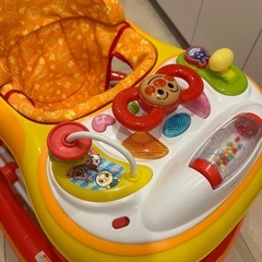 アンパンマンの歩行器の画像