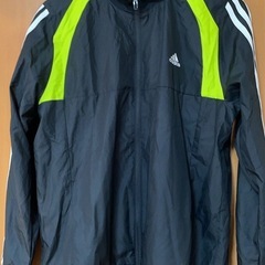 アディダスジュニアウェアの画像