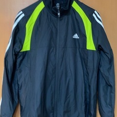 アディダスジュニアウェアの画像