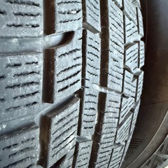 スタッドレスタイヤ　  225 60R 17の画像