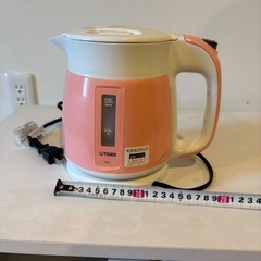 電気ケトルの画像