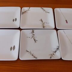 ジバンシィ　GIVENCHY　サラダボウル？５枚と四角いお皿６枚　まとめての画像