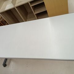 リユースのサカイ栃木店★ジモティ割あり★  オフィステーブル ライトグレー W180×D60×H70 クリーニング済み TC11677の画像