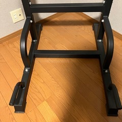 チンニング　懸垂マシーン
の画像