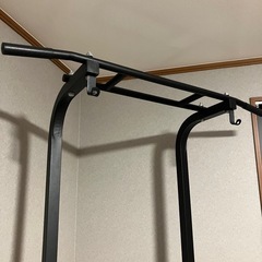 チンニング　懸垂マシーン
の画像