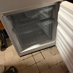 4年製・美品✨ TWINBIRD 2ドア冷蔵庫 (HR-F911) 110L – 浜松市
お引き取り優先の画像