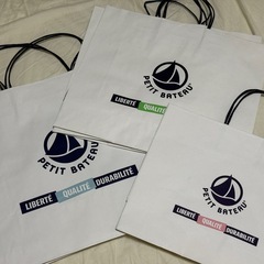 ショップ袋・箱セット（ファミリア・プチバトー）の画像