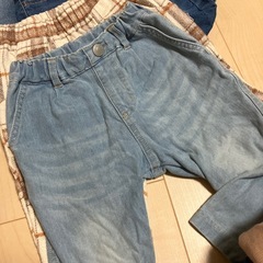 ９０サイズのズボン13点まとめての画像