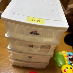 雑貨やおもちゃの画像