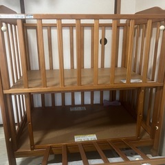 カトージ　ベビーベッドの画像