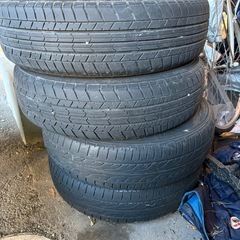 夏用タイヤ4本の画像