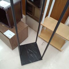 リユースのサカイ栃木店★ジモティ割あり★  ハンガーラック ブラック W38×D38×H150.5 クリーニング済み TC11680の画像