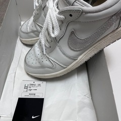 【美品】ナイキ エアジョーダン1  85 ニュートラルグレー 28.5cmの画像