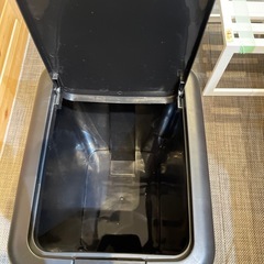 【ゴミ箱】【キャスター付き】クリーニング済み【管理番号1122】野の画像