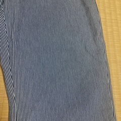 UNIQLO　細ストライプ・イージーパンツの画像