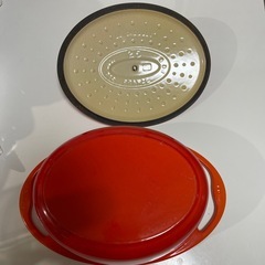 ル・クルーゼオーバル鍋の画像